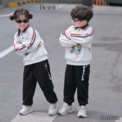 Set bộ polo unisex cho bé trai bé gái áo polo tay dài họa tiết Hello Buddies kèm quần dài size 9 tới 28kg BERNIE T0426B10