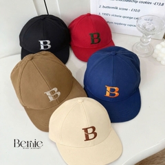 Mũ lưỡi trai mũ thêu chữ B màu xanh màu nâu màu be cho bé trai bé gái từ 1 tới 7 tuổi BERNIE H30095