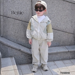 Set bộ gió thể thao phối màu năng động kèm quần dài cho bé trai size 9kg tới 25kg BERNIE KIDS T1025B16