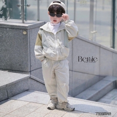 Set bộ gió thể thao phối màu năng động kèm quần dài cho bé trai size 9kg tới 25kg BERNIE KIDS T1025B16