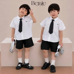  Set sơ mi Boy 3CT áo sơ mi trắng kèm quần short kaki và cà vạt cho bé trai đi học đi chơi 11 tới 28kg BERNIE H0326B42
