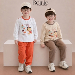 Set bộ cotton áo tay dài phối cổ Picnic Bear kèm quần dài cho bé trai size 9 tới 25kg BERNIE V0526B28