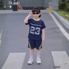 Set bộ bé trai tay ngắn phong cách thể thao họa tiết in chữ và số 23 kèm quần short size 9 tới 28kg BERNIE T1025B71