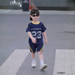 Set bộ bé trai tay ngắn phong cách thể thao họa tiết in chữ và số 23 kèm quần short size 9 tới 28kg BERNIE T1025B71