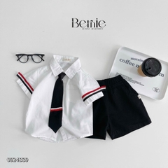 Set đồ bộ đi chơi bé trai BERNIE áo sơ mi trắng ngắn tay và cà vạt phối kẻ cho bé từ 9 đến 24kg.