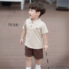 Set bộ polo tay ngắn màu nâu họa tiết in túi và chữ kèm quần short bé trai 1 đến 7t BERNIE H0225B25