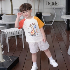 Set bộ cotton Hươu vui vẻ sắc màu cho bé trai áo thun cotton họa tiết Hươu nhỏ vui vẻ và quần short đùi kaki 1 đến 7 tuổi BERNIE H0725B64