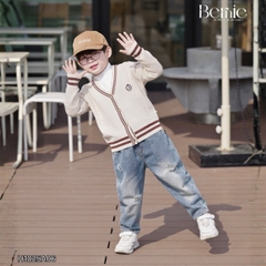 Áo len Cadigan Smart Boy phong cách vintage họa tiết huy hiệu cho bé trai bé gái size 9 đến 25kg BERNIE H1025A06