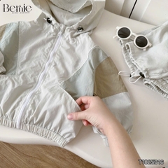 Set bộ gió thể thao phối màu năng động kèm quần dài cho bé trai size 9kg tới 25kg BERNIE KIDS T1025B16