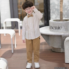 Set sơ mi Little Gentleman áo tay dài quần kaki kèm nơ cổ cho bé trai 9 tới 25kg BERNIE H0526B46