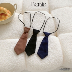 Set bộ sơ mi dài tay áo sơ mi kèm quần kaki dài phối cà vạt cho bé trai Classic Boy 9 đến 28kg BERNIE H0625B17