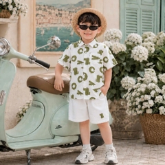Set bộ sơ mi tay ngắn cho bé trai họa tiết cá sấu vui nhộn kèm quần short kaki size 11kg tới 28kg BERNIE H0226B01