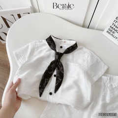 Set bộ đũi áo sơ mi cổ trụ phối khăn kèm quần short cho bé trai đi chơi đi biển size 11kg tới 28kg BERNIE H0326B25