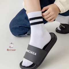 Tất vớ thể thao unisex cổ cao sọc viền cho bé trai bé gái màu trắng đen xám 1 đến 5 tuổi BERNIE