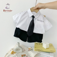 Set đồ bộ đi chơi bé trai BERNIE áo sơ mi ngắn tay và cà vạt phối huy hiệu Sandal cho bé từ 9 đến 24kg