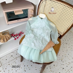 Áo dài tết, áo dài cách tân bé gái chất voan xốp hoa nổi BERNIE cho bé từ 9 đến 24kg