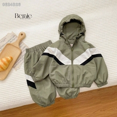 Set bộ gió dài tay thể thao sơ mi phối màu phong cách hàn quốc cho bé trai size 1 đến 7 tuổi BERNIE 0624B26