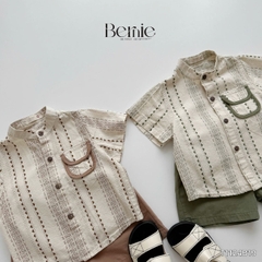 Set sơ mi cổ trụ chất đũi ngắn tay họa tiết thổ cẩm kèm quần short kaki cho bé từ 9kg tới 28kg BERNIE T1124B19