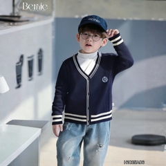 Áo len Cadigan Smart Boy phong cách vintage họa tiết huy hiệu cho bé trai bé gái size 9 đến 25kg BERNIE H1025A06