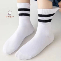 Tất vớ thể thao unisex cổ cao sọc viền cho bé trai bé gái màu trắng đen xám 1 đến 5 tuổi BERNIE