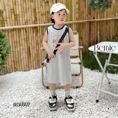 Váy suông ba lỗ viền cổ in chữ dáng thể thao cho bé gái size 9kg tới 25kg Bernie 0124V47