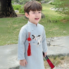 Áo dài cách tân bé trai mặc tết chất tafta thêu hạc màu xanh màu đỏ size 10 đến 25kg BERNIE 0824B37