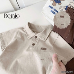 Set bộ polo tay ngắn màu nâu họa tiết in túi và chữ kèm quần short bé trai 1 đến 7t BERNIE H0225B25
