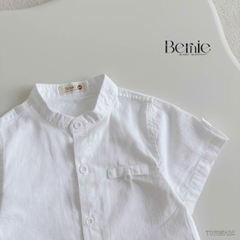 Áo sơ mi trắng ngắn tay cổ trụ, cổ tàu cho bé trai size 1 tuổi tới 7 tuổi Bernie T0625A26