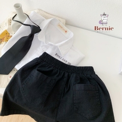 Set đồ bộ đi chơi bé trai BERNIE áo sơ mi ngắn tay và cà vạt phối huy hiệu Sandal cho bé từ 9 đến 24kg