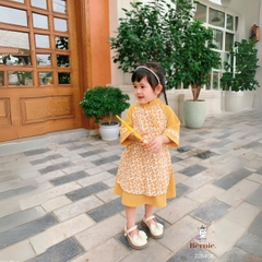 Áo dài tết cách tân bé gái nhung tăm hoa nhí BERNIE màu hồng vàng bé 8 đến 23 kg