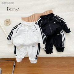 Set bộ gió dài tay thể thao 2 lớp màu trắng màu đen sơ mi unisex cho bé trai bé gái 1 đến 7 tuổi BERNIE 0524B32