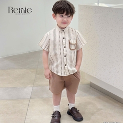 Set sơ mi cổ trụ chất đũi ngắn tay họa tiết thổ cẩm kèm quần short kaki cho bé từ 9kg tới 28kg BERNIE T1124B19