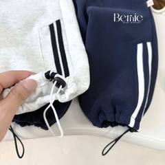 Set bộ dài thể thao phối sọc họa tiết hình thêu Hey boy kèm quần dài cho bé trai size 1 đến 7 tuổi BERNIE H0525B24