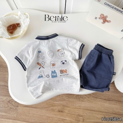 Set bộ tay ngắn áo cổ trụ họa tiết Gấu bóng chày kèm quần short bé trai size 9 tới 28kg BERNIE H1025B54