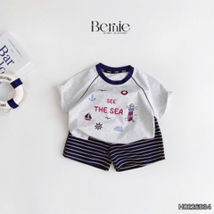 Set bộ đi biển bé trai áo thun tay ngắn raplang the Sea kèm quần short kẻ size 1 đến 7 tuổi BERNIE H0226B34
