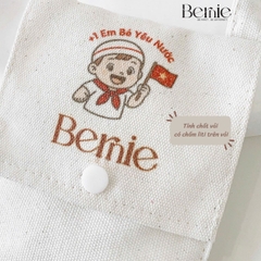 Túi vải canvas trẻ em đéo chéo in em bé yêu nước kích thước nhỏ 11 x 14cm làm phụ kiện thời trang BERNIE