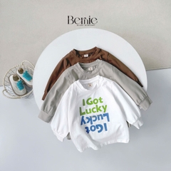 Áo thun áo phông tay dài in chữ Lucky nhiều màu unisex cho bé trai bé gái đi học đi chơi 9 đến 27kg BERNIE H0725A26