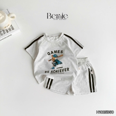 Set bộ cộc phong cách thể thao áo cotton họa tiết Home run kèm quần short cho bé trai size 9 tới 28kg BERNIE H1025B50