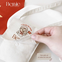 Túi vải canvas trẻ em đéo chéo in em bé yêu nước kích thước nhỏ 11 x 14cm làm phụ kiện thời trang BERNIE