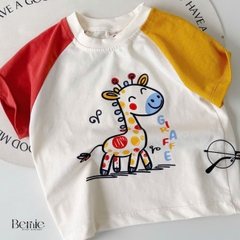 Set bộ cotton Hươu vui vẻ sắc màu cho bé trai áo thun cotton họa tiết Hươu nhỏ vui vẻ và quần short đùi kaki 1 đến 7 tuổi BERNIE H0725B64