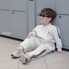Set bộ dài thể thao phối sọc họa tiết hình thêu Hey boy kèm quần dài cho bé trai size 1 đến 7 tuổi BERNIE H0525B24