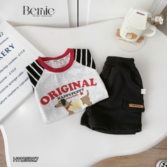 Set bộ tay ngắn raplang phối tay áo kẻ họa tiết Original kèm quần short da cá cho bé trai 1 đến 7 tuổi BERNIE H1125B27