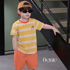 Set bộ tay ngắn họa tiết kẻ Cậu bé trà sữa kèm quần short kaki cho bé trai 9kg tới 28kg BERNIE H1125B28