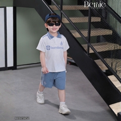 Set bộ polo tay ngắn cho bé trai áo thun polo cổ dệt hình in huy hiệu team Bernie và quần short size 9 tới 28kg H1025B51