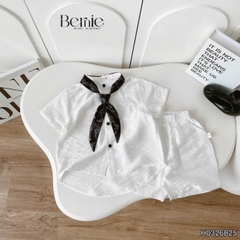 Set bộ đũi áo sơ mi cổ trụ phối khăn kèm quần short cho bé trai đi chơi đi biển size 11kg tới 28kg BERNIE H0326B25