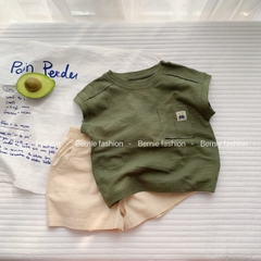 Áo tanktop cotton xược túi ngực thêu gấu dáng hàn quốc cho bé trai bé gái từ 9đến 24kg BERNIE 23A026