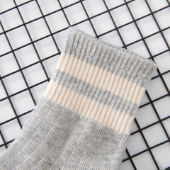 Tất vớ thể thao unisex cổ cao sọc viền cho bé trai bé gái màu trắng đen xám 1 đến 5 tuổi BERNIE