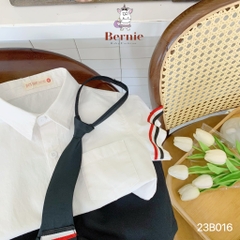 Set đồ bộ đi chơi bé trai BERNIE áo sơ mi trắng ngắn tay và cà vạt phối kẻ cho bé từ 9 đến 24kg.