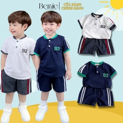 Set bộ thun ngắn tay kẻ thể thao cho bé trai in số 92 kèm quần short phối viền sọc 1 đến 7 tuổi BERNIE 0424B22