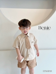 Set sơ mi ngắn tay kẻ nâu tag chữ cho bé trai kèm cà vạt 8 đến 25kg BERNIE 0923B009